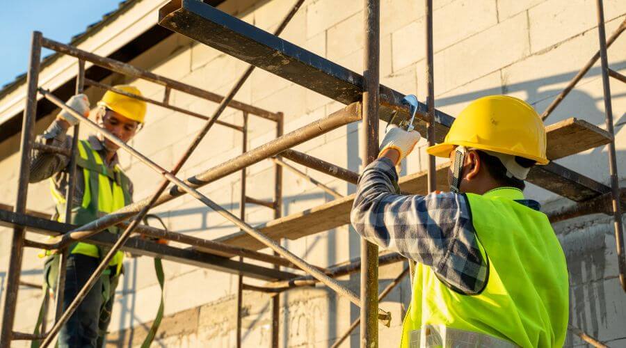 Professional fairlawn roofing services in Milam, TX